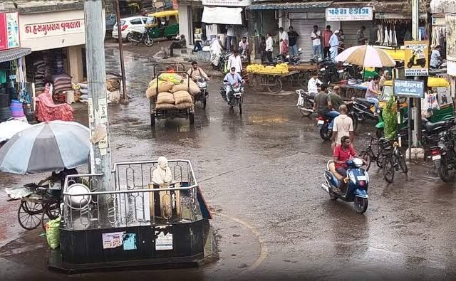 અમદાવાદમાં ગેરકાયદે પાણીના કનેક્શન સામે કાર્યવાહી અંગે ચર્ચા